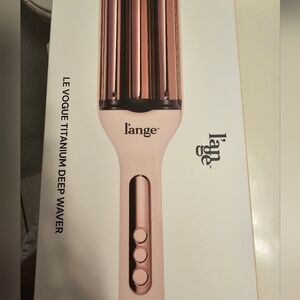 Le Vogue Titanium Deep Waver Blush